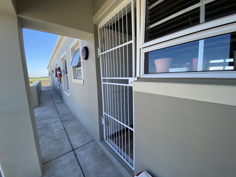2 Bedroom Property for Sale in Melkbosstrand Central Western Cape